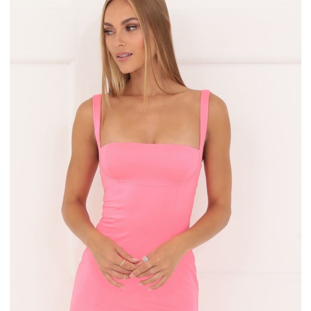 Lucy in the sky Maxine Bodycon dress pink
